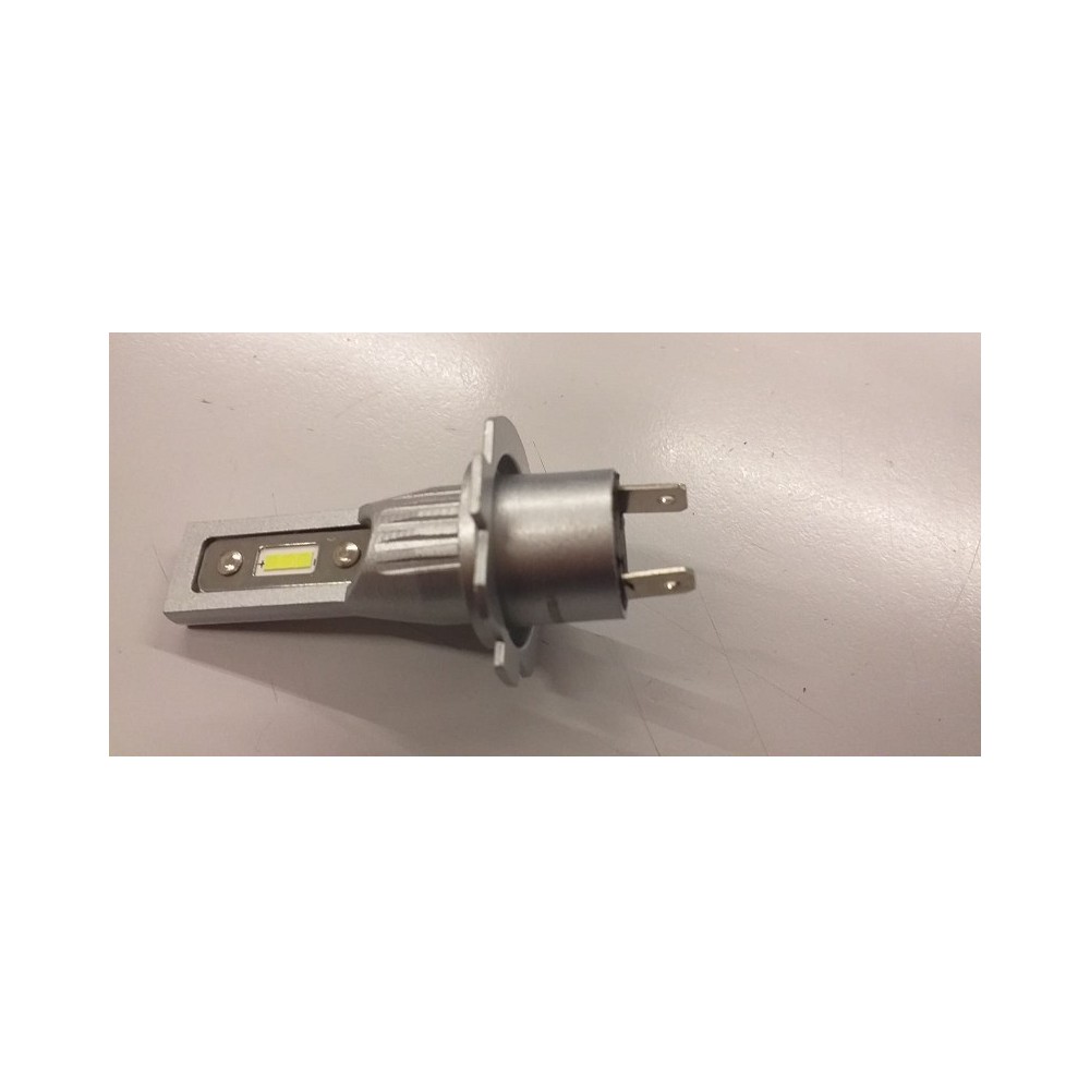 AGB-KLH7XS 12/24 VOLT 20W 2000LUMEN