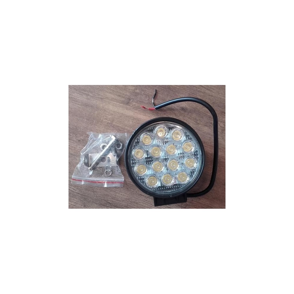 FARO LED 42W EPISTAR 12-24V CAMION TRATTORE IP67 ESTERNO