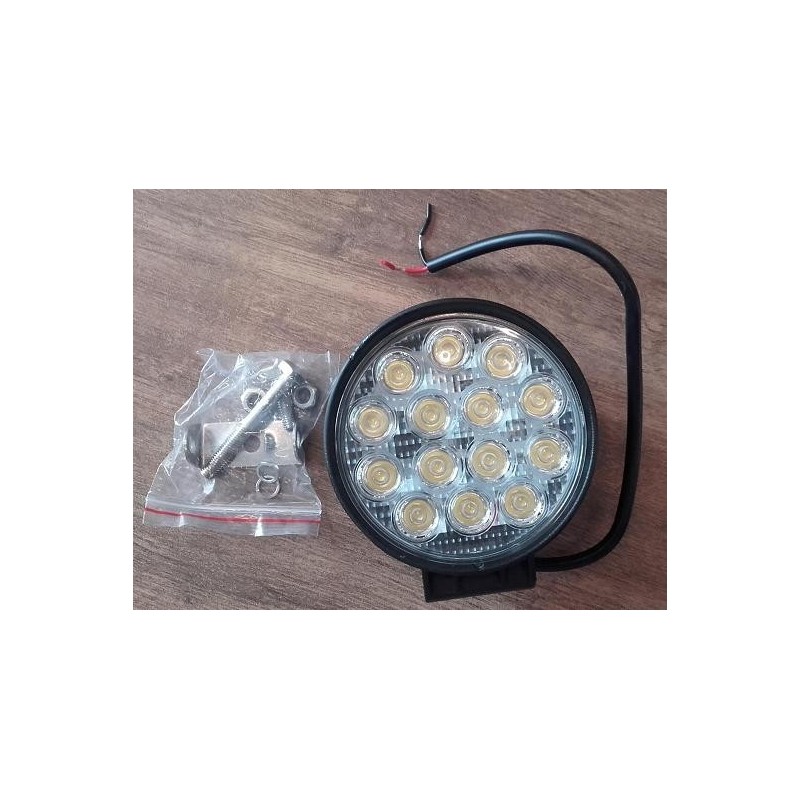 FARO LED 42W EPISTAR 12-24V CAMION TRATTORE IP67 ESTERNO